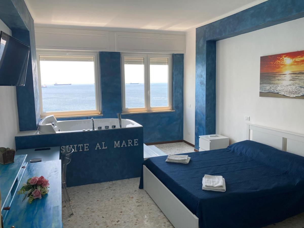 Suite al mare Tarento Exterior foto