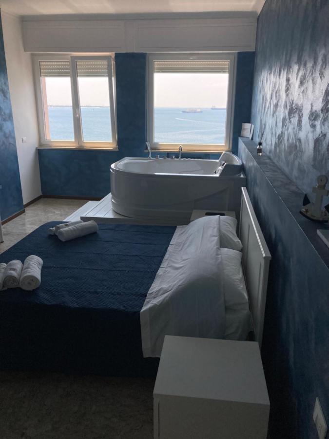 Suite al mare Tarento Exterior foto