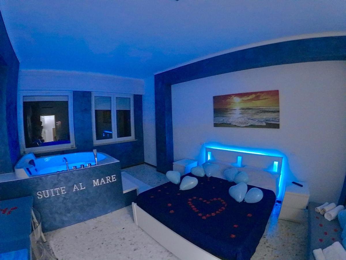 Suite al mare Tarento Exterior foto