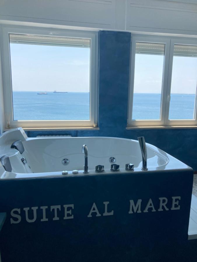 Suite al mare Tarento Exterior foto
