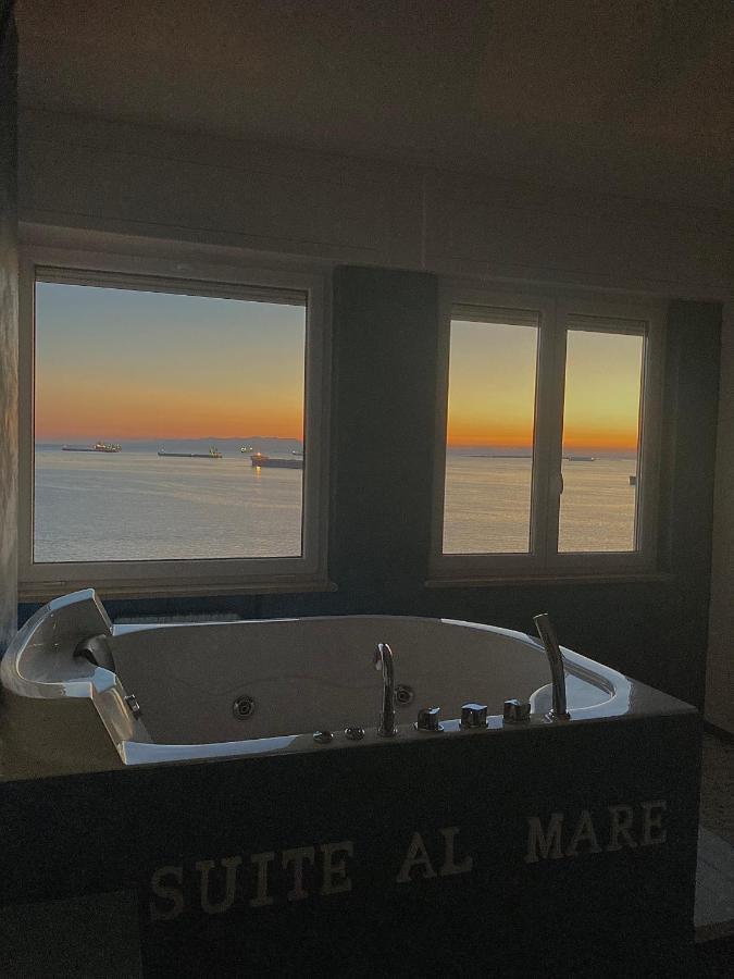 Suite al mare Tarento Exterior foto