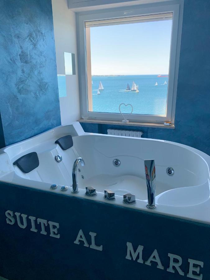 Suite al mare Tarento Exterior foto