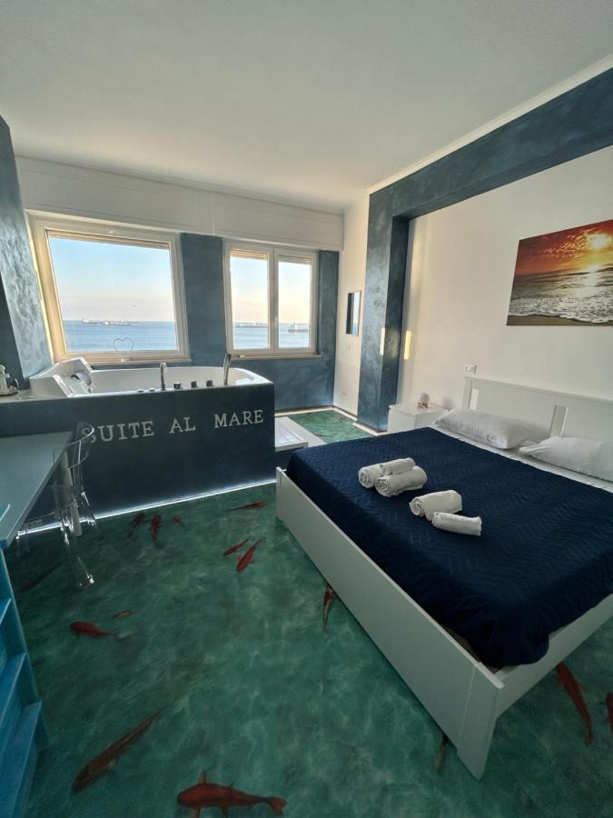 Suite al mare Tarento Exterior foto